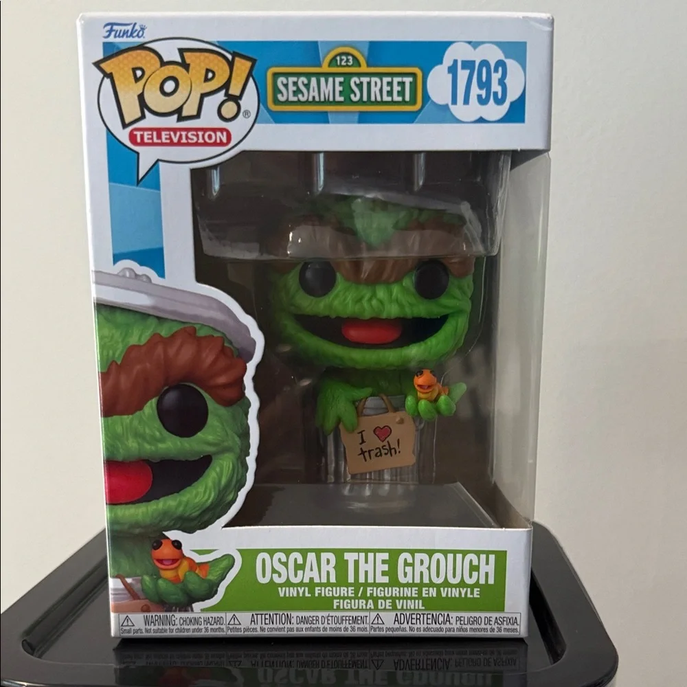 Funko Pop #1793 Sesame Street Oscar the Grouch - Picture 1 of 5